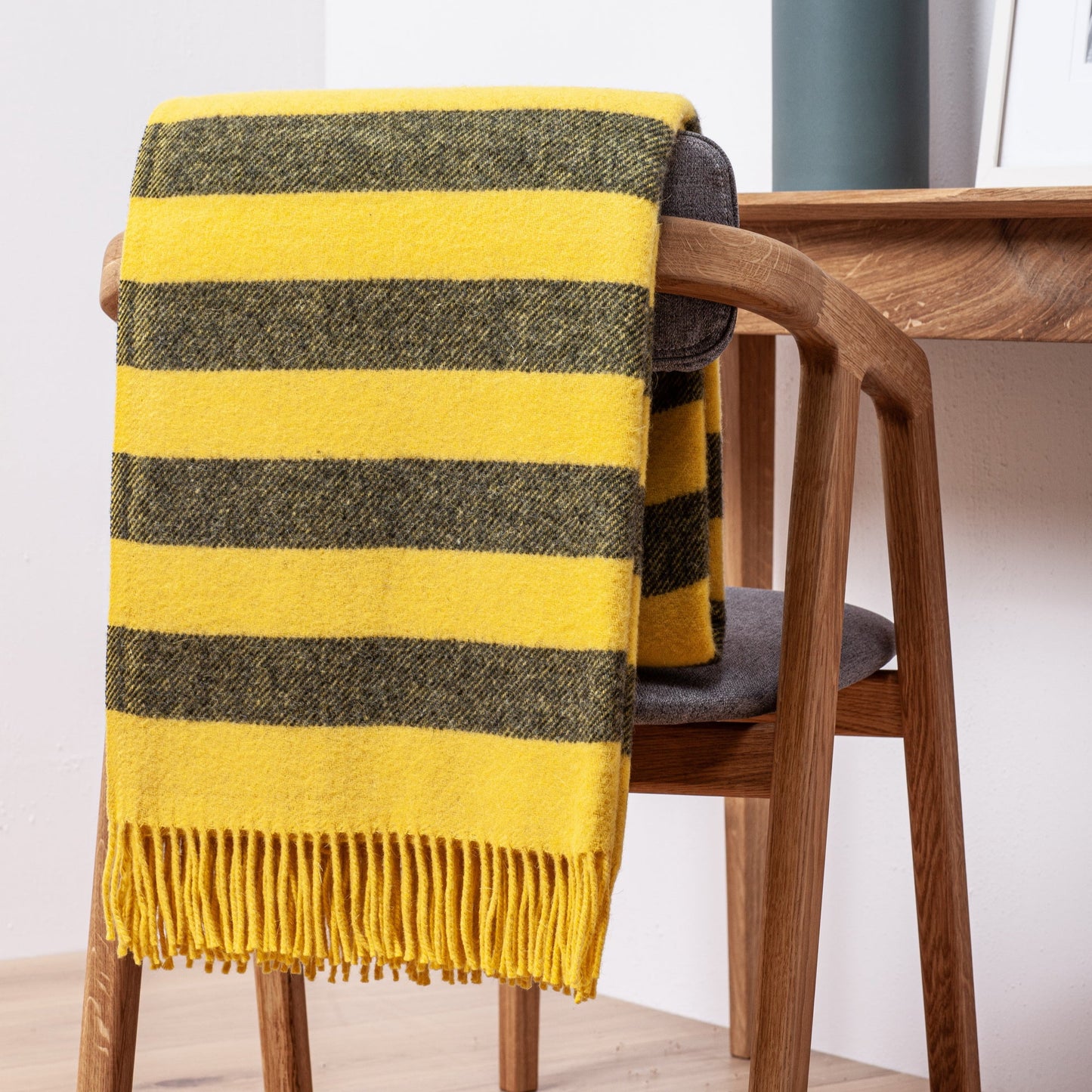 Elegant Yellow and Gray Striped Pure Wool Throw „Argo 4-05“
