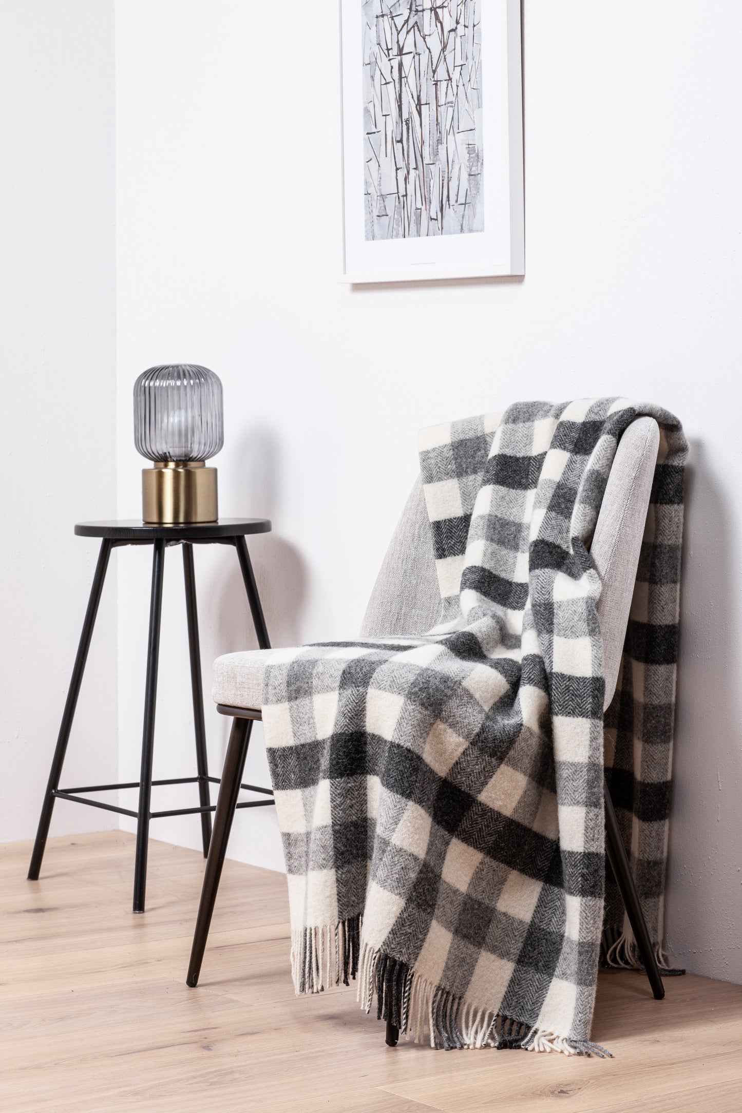 Gray & White Checked Wool Throw „Eli 2-11“